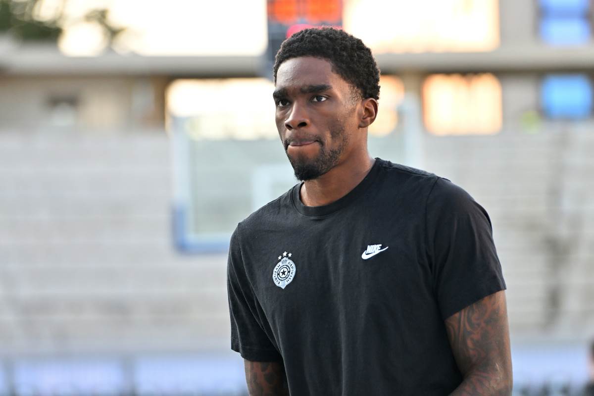  Partizanov plejmejker slomio ruku: Trener Penjaroja otkrio katastrofalnu vijest 