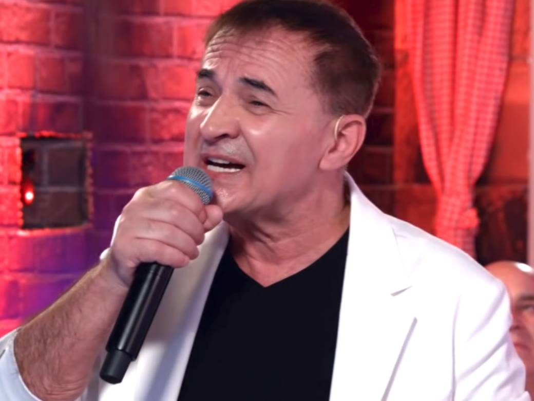  Mitar Mirić pjeva "Dotakni me" 
