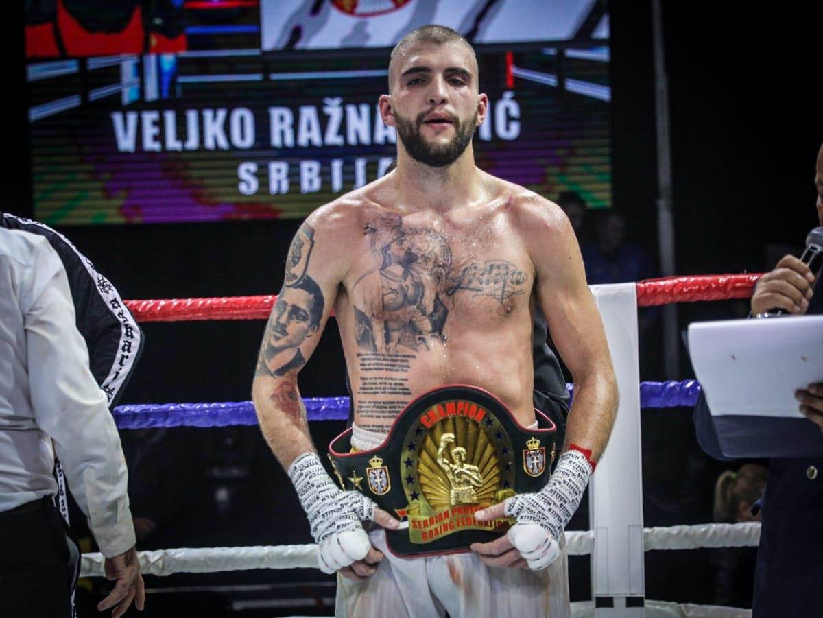  Veljko u Rusiji naporno trenira, a rezultati su veoma vidljivi 