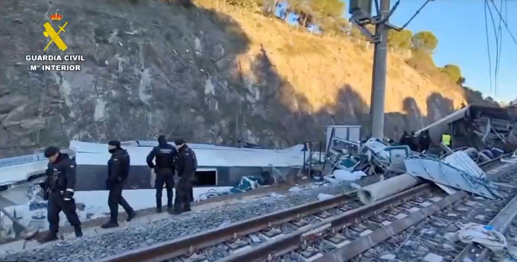  Vozovi jurili više od 200 na sat? Ovo je mogući uzrok stravične željezničke nesreće u Španiji 