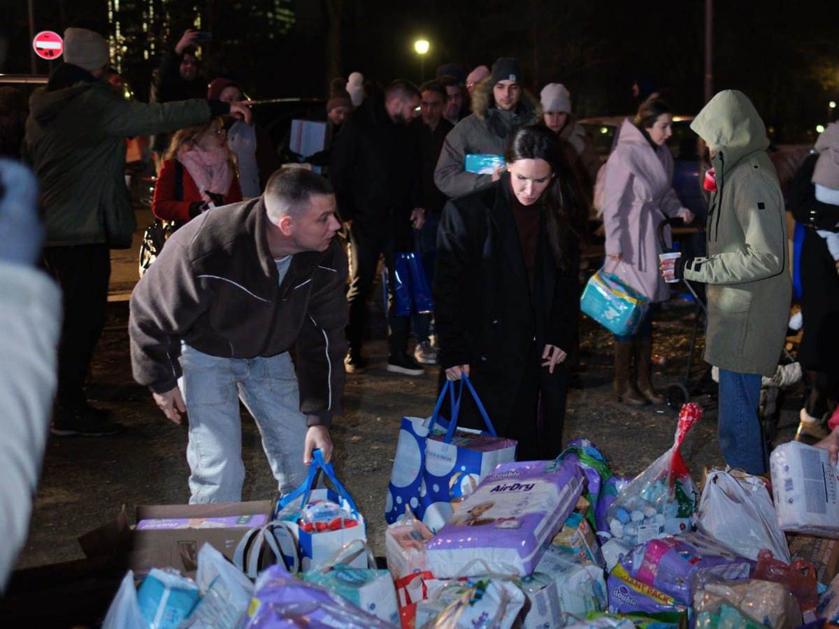  Nikolija i Relja pojavili su se večeras na jednoj lokaciji u Beogradu i odmah privukli pažnju 
