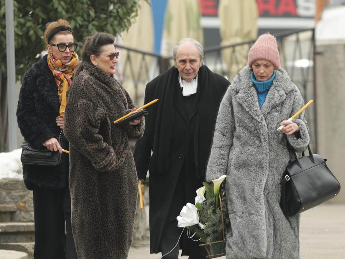  Ovaj glumac je došao na sahranu Mike Aleksića 