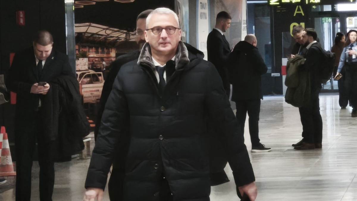  Dejan Radonjić sa Zvezdom na velikom evropskom meču 