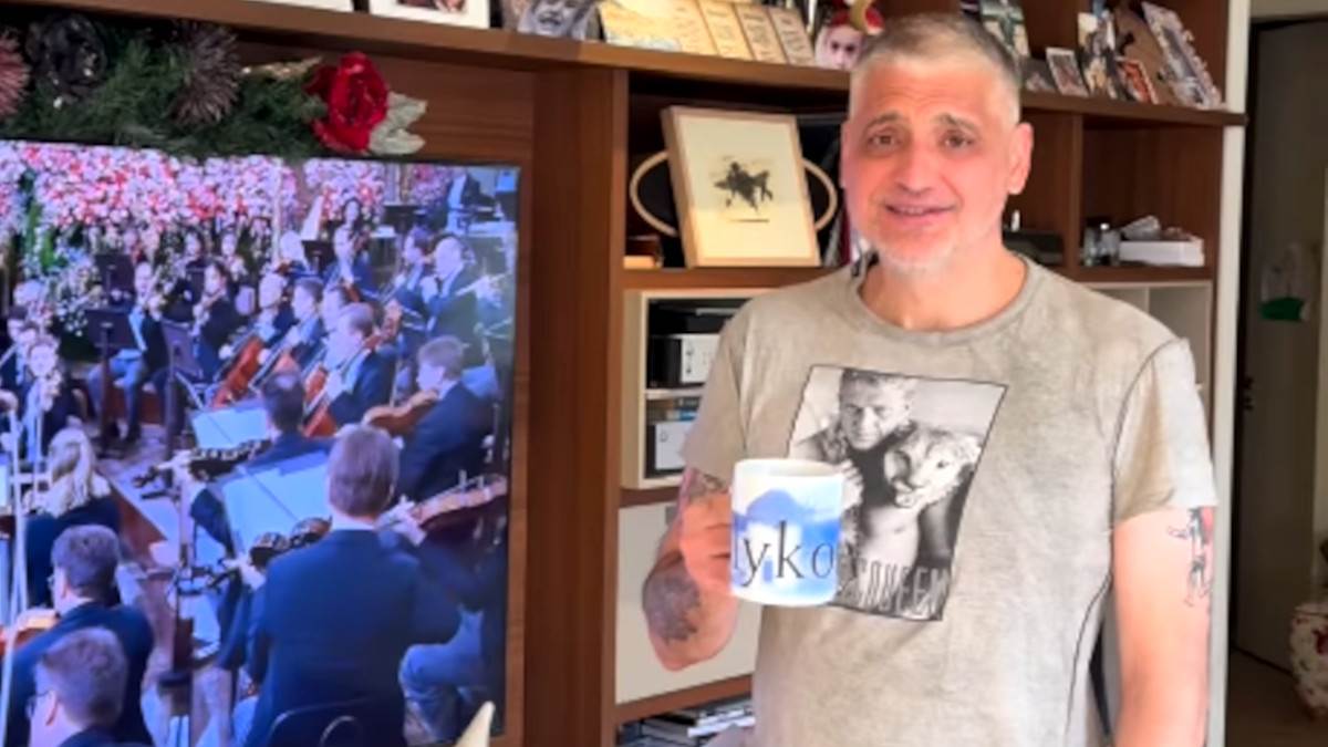  Oglasila se žena koja tvrdi da on živi u njenoj nekretnini 