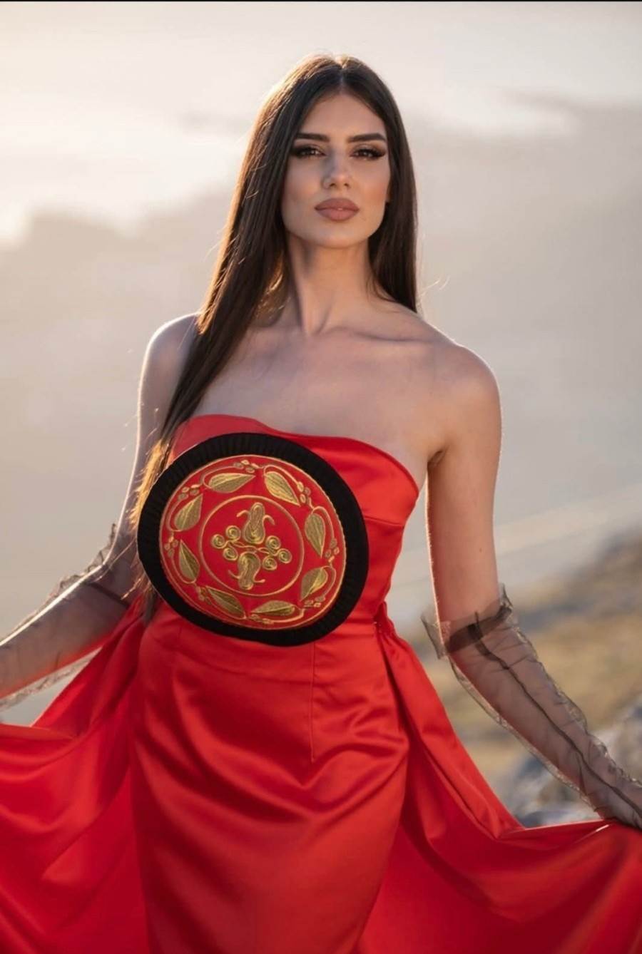  Počinje sezona kastinga za Mis Crne Gore 2026: Traže se nova lica za svjetsku pozornicu 