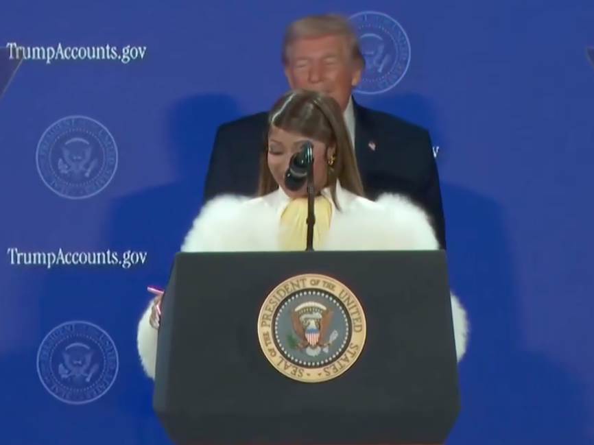  Niki Minaž, Donald Tramp 