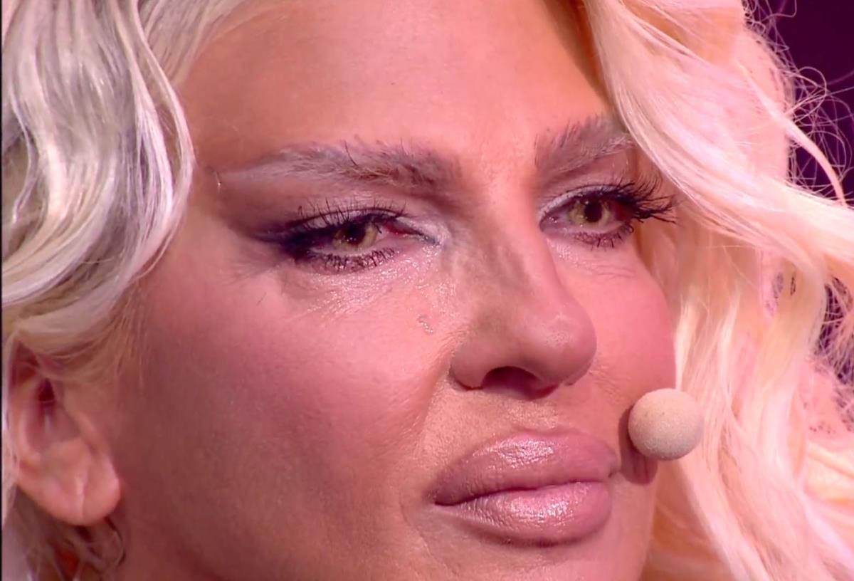  Karleuša jecala na Pinku, drama sa Duškom je dotukla: Pokrila lice rukama, htjeli da prekinu snimanj 