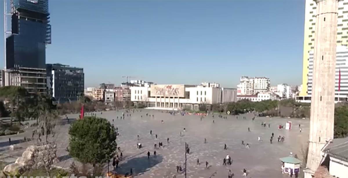  Edi Rama najavio stvaranje "muslimanskog Vatikana" u Tirani 