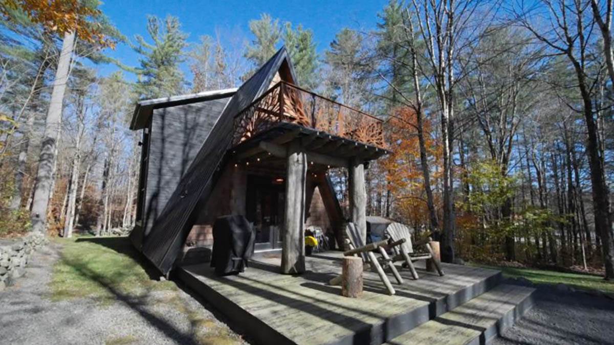  Kućica kao iz bajke: Stolar napravio mali raj, postao viralan i sad od toga živi 