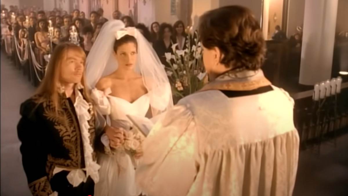  Čuvenog pjevača otac sa 2 oteo i silovao: Očuh ga krvnički tukao dok je majka ćutala, a on sve iskal 