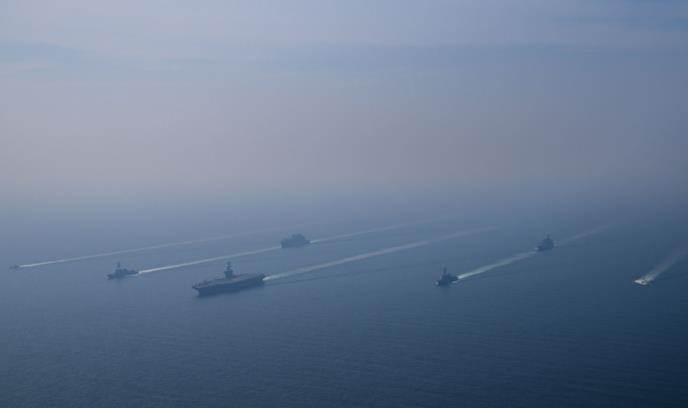  SAD demonstriraju silu nakon pregovora s Iranom: Objavljen novi snimak nosača „Abraham Lincoln“ 