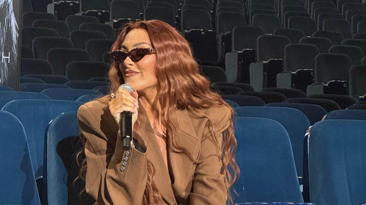  Senidah udarila na kolege 