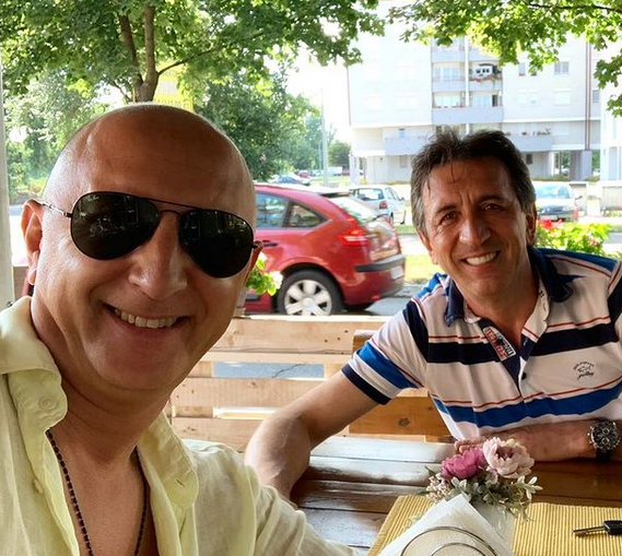  Raskrinkao kolege, pa otkrio skandal s pjevačicom: "Nju sam izbacio iz studija, krv mi je popila" 