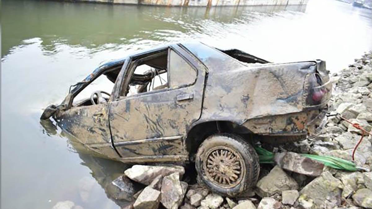  Isplivao automobil koji je na dnu Dunava ležao 10 godina: U vozilu pronađeno tijelo muškarca koji je 