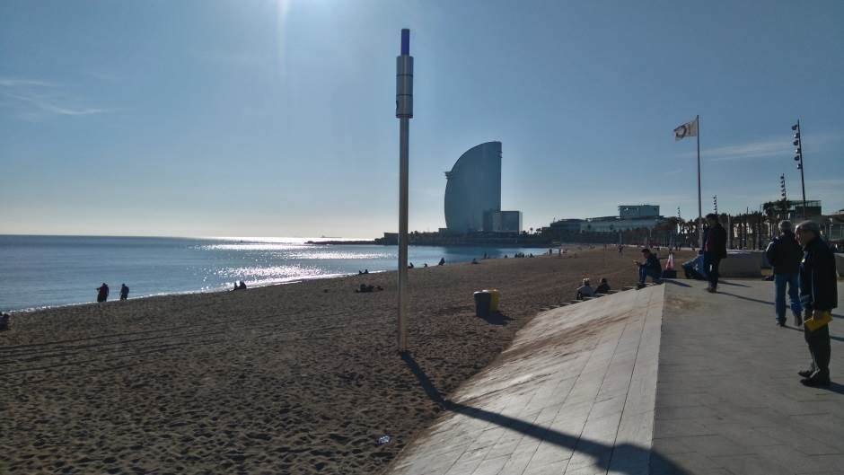  Tuča na plaži u Barseloni 