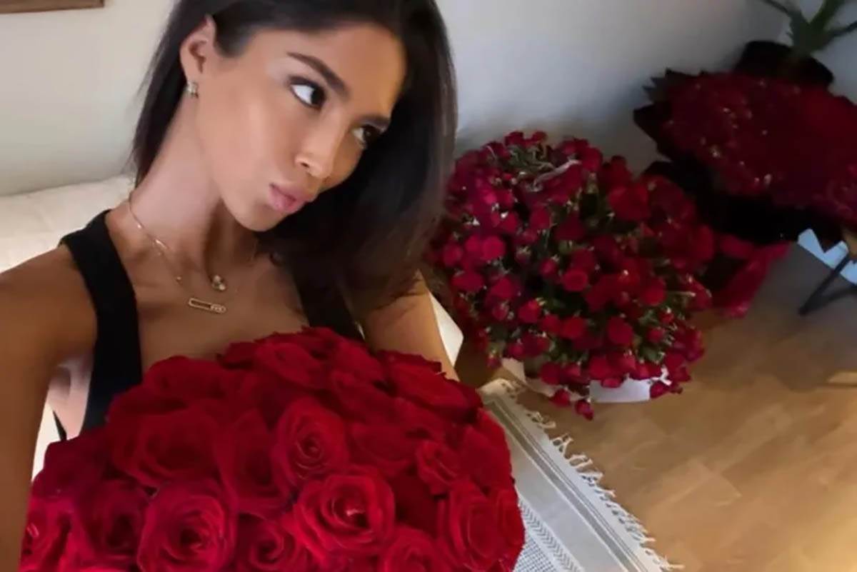  Đina Džinović dobila 1.000 ruža na adresu 