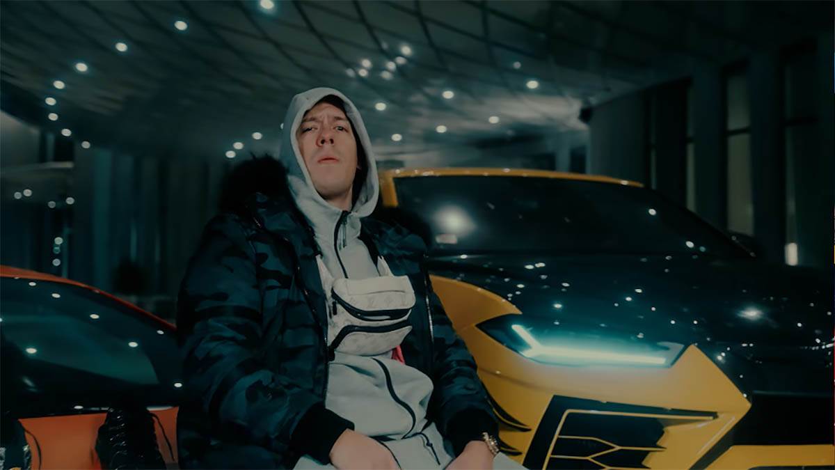  Baki Prasetu ukrali stvari iz zapaljenog auta: Djelovi završili na oglasima, jutjuber u šoku ko stoj 