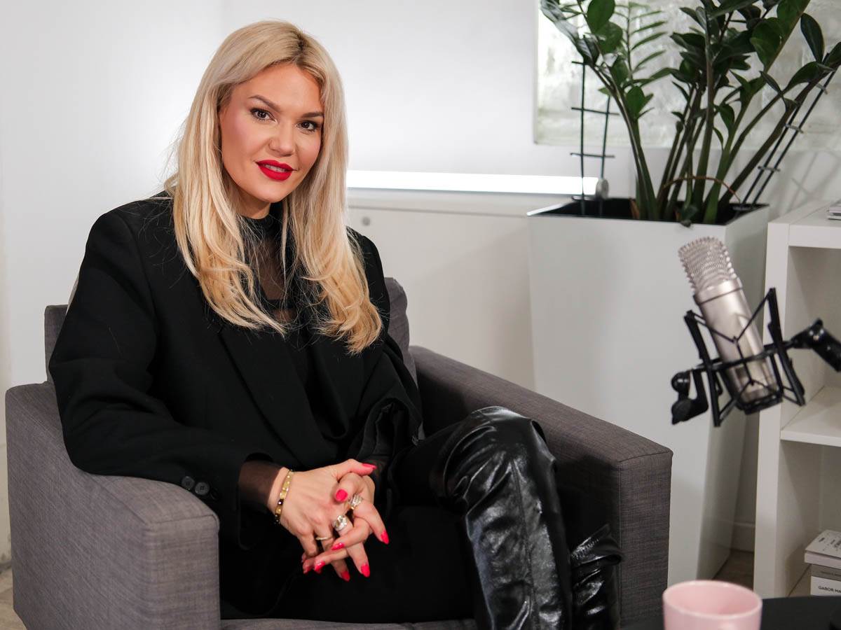  Ovo su jedine prirodne ljepotice na našoj estradi: Koleginice radile grudi i pumpale usta, a samo on 