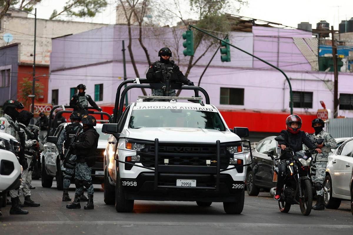  Krvava akcija protiv narko-kartela trese Meksiko: Više od 11 mrtvih nakon ubistva El Menča 