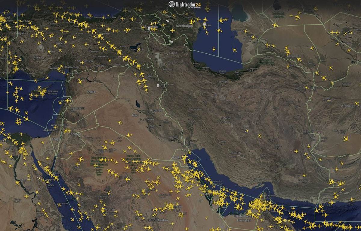  Flight Radar otkriva haos u vazduhu: Iran zatvorio nebo nakon napada, avioni masovno bježe iz region 