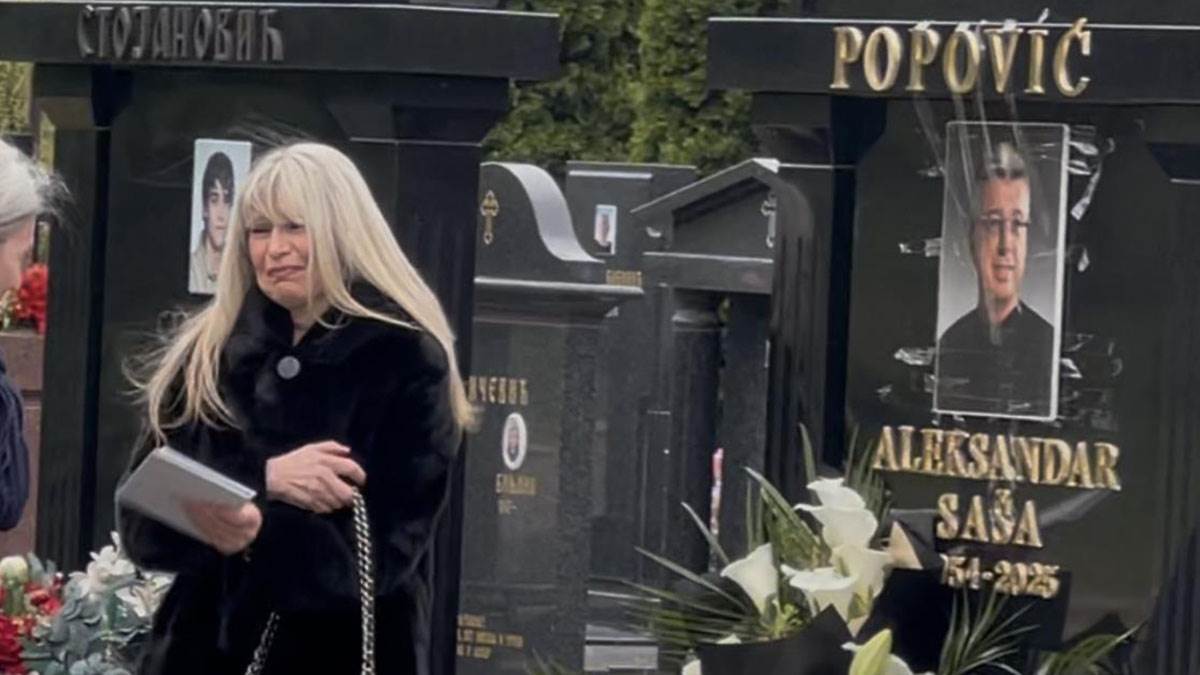  Promijenjen spomenik Saše Popovića: Suzana Jovanović imala samo jedan zahtjev, isplivali detalji 