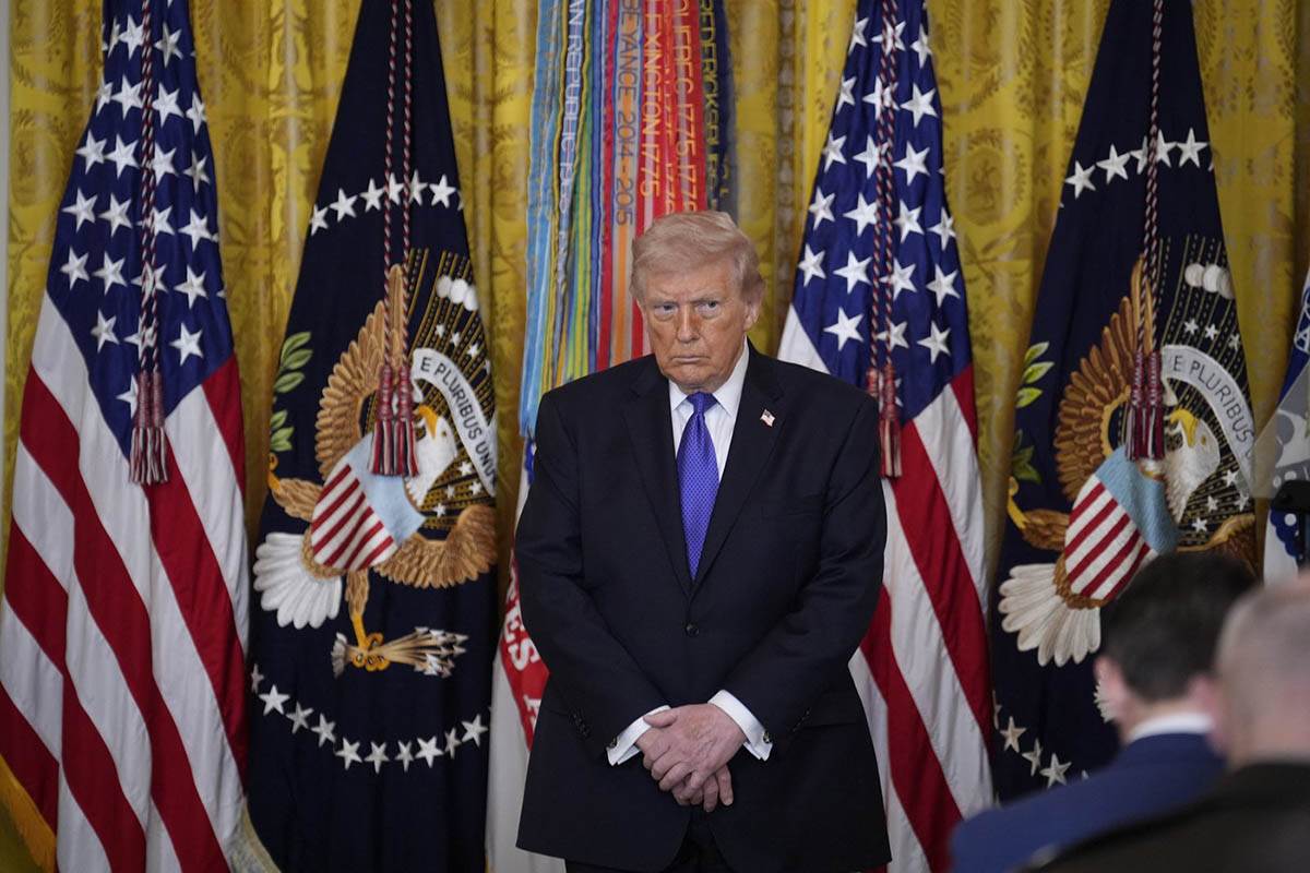  Tramp otkrio do kad će trajati rat sa Iranom 