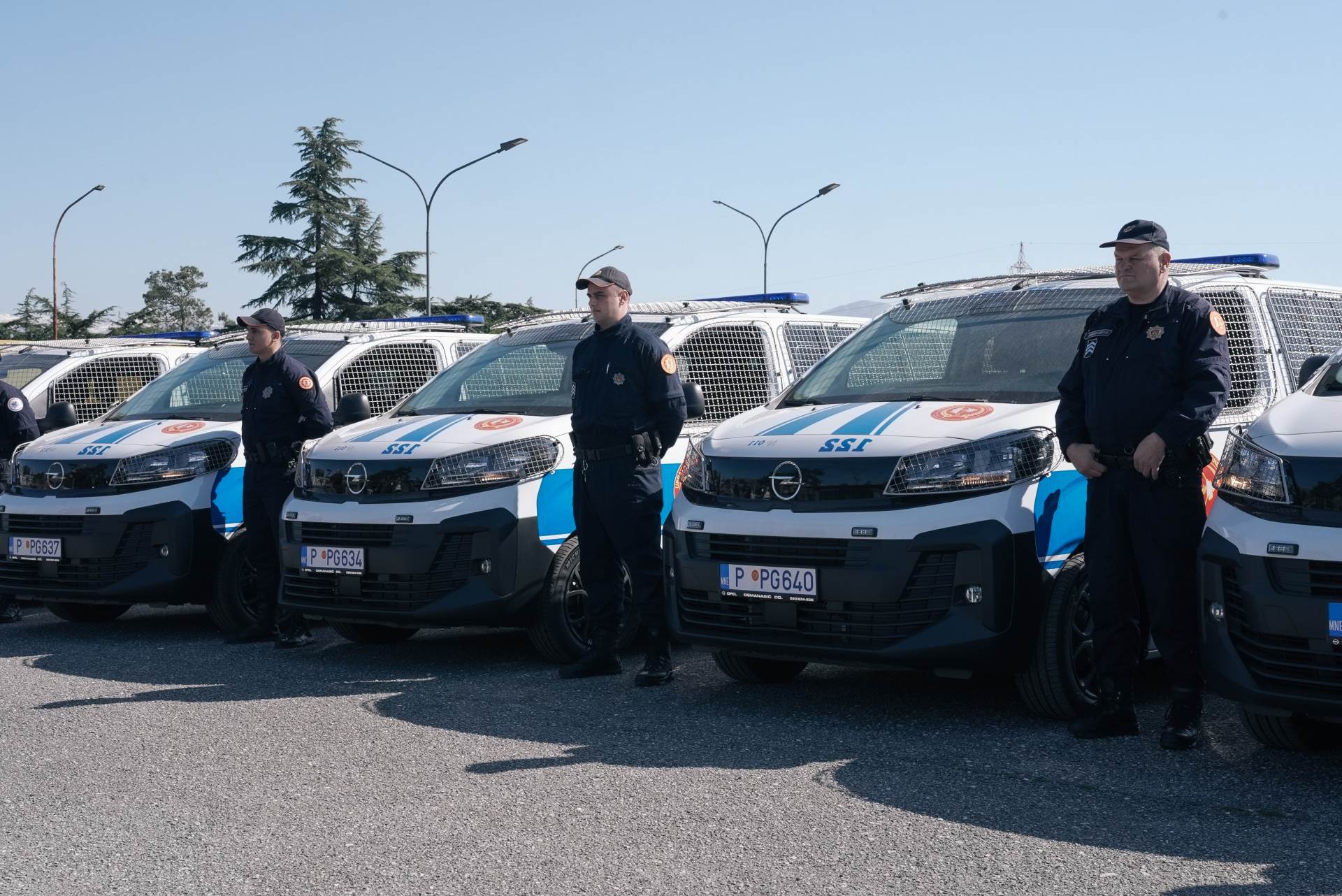  Šaranović: Nabavljeno 19 specijalizovanih vozila, nastavljamo da ulažemo u modernizaciju policijskog 