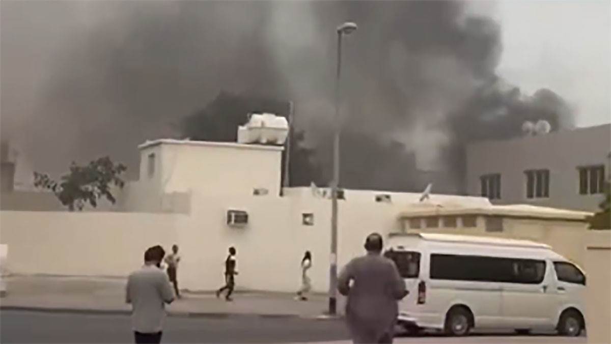  Opšte rasulo u Dubaiju: Finansijski centar u haosu, banke zatvorene, detonacije potresaju grad 