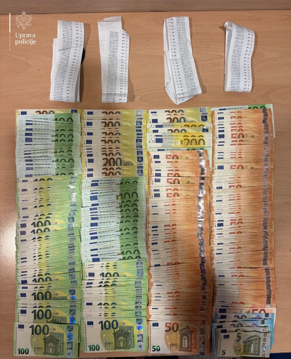  Državljanka Ruske Federacije osumnjičena za pranje novca, na aerodromu joj pronašli preko 33.000 eura 