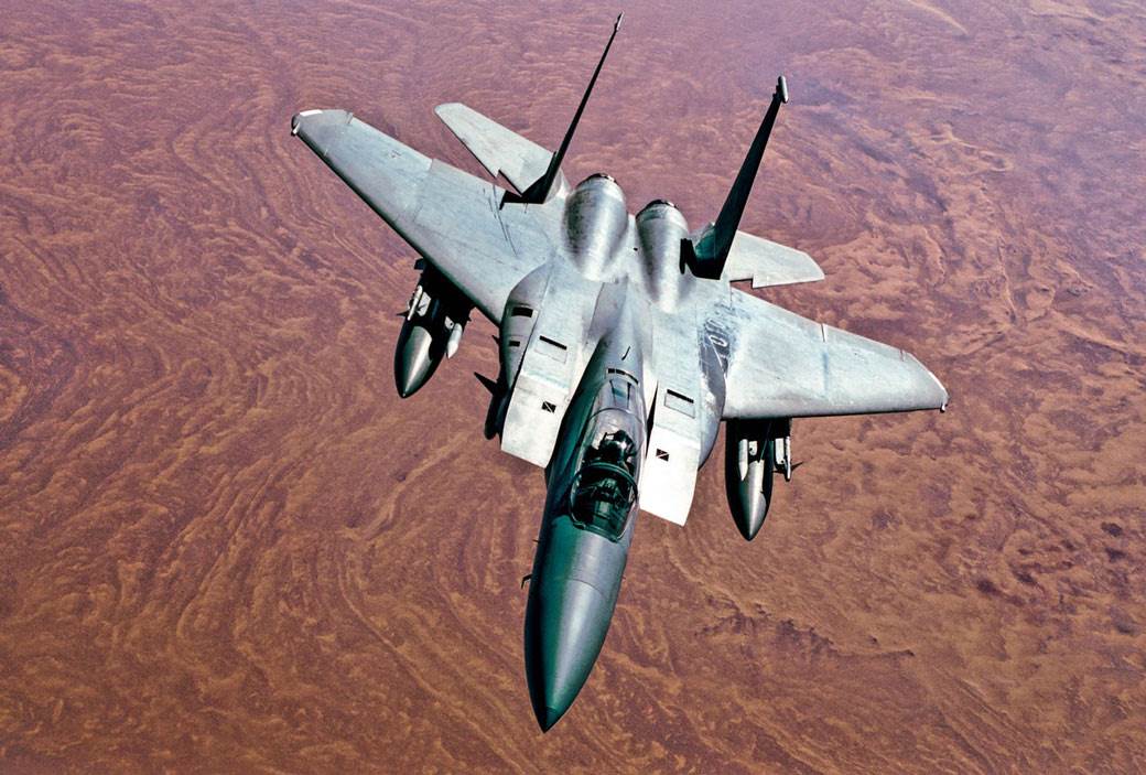  Oglasile se SAD o obaranju aviona F-15 iznad Ormuza: Oštro demantuju tvrdnje, evo šta se navodi u ob 