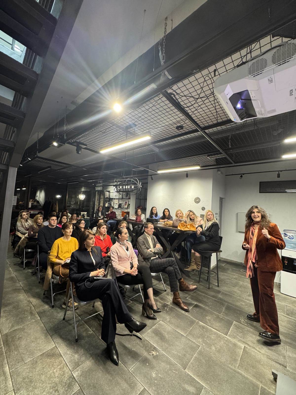  MTEL DIGITALNA FABRIKA NASTAVLJA SA EDUKATIVNIM PROGRAMIMA 