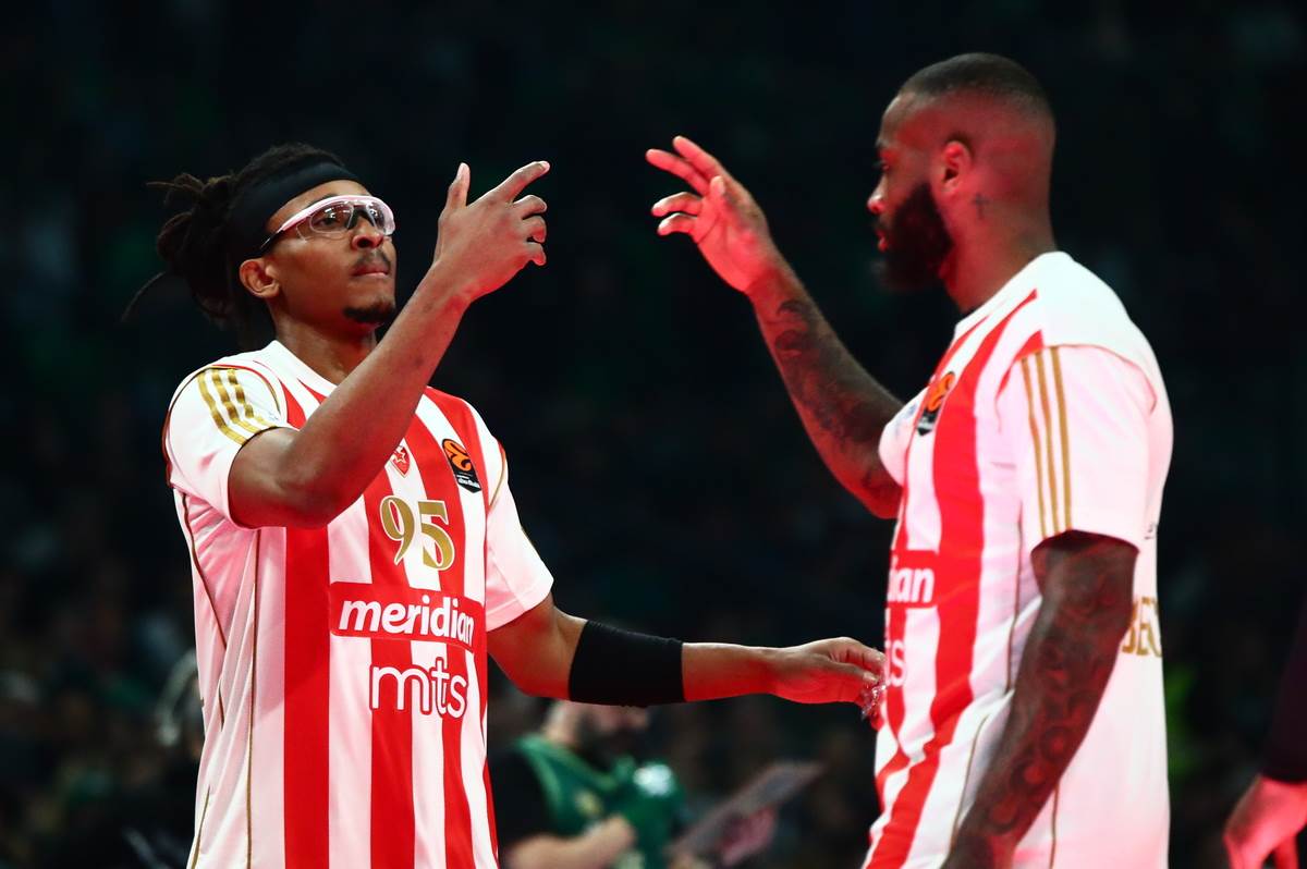  Moneke dao savjet Kodiju dok se priča o odlasku iz Zvezde 