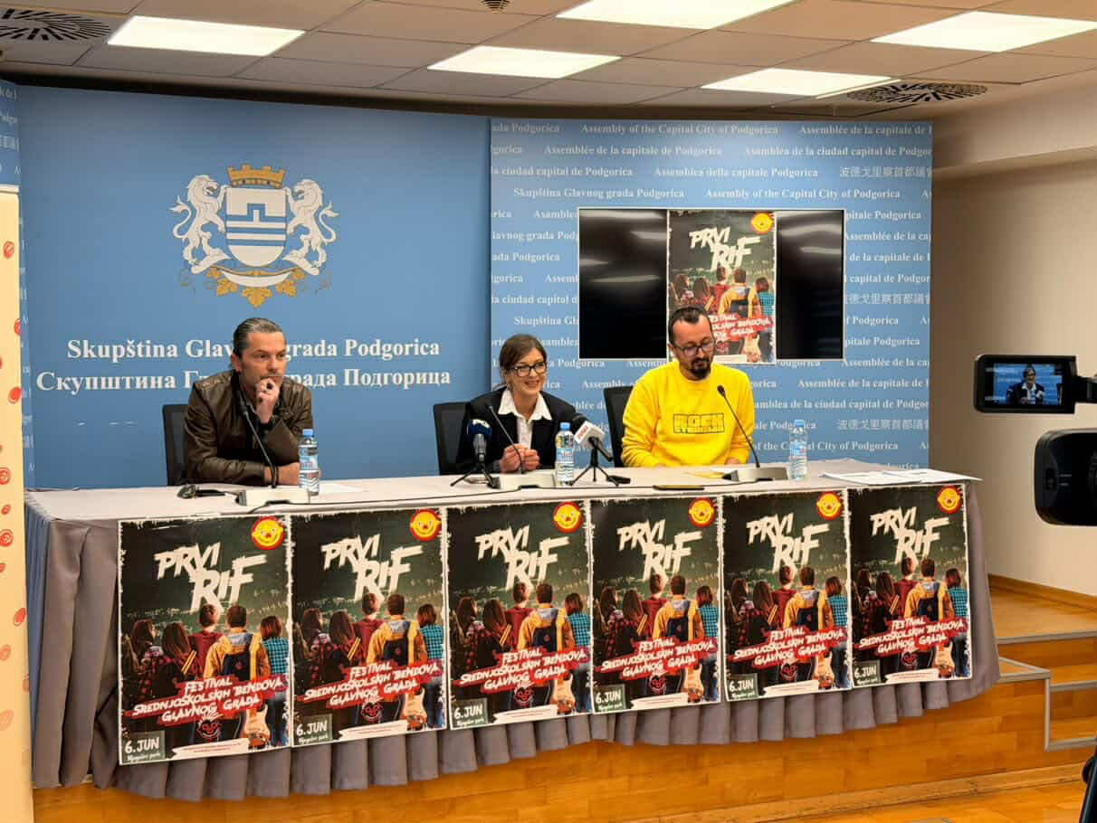  Festival srednjoškolskih bendova „Prvi rif"  