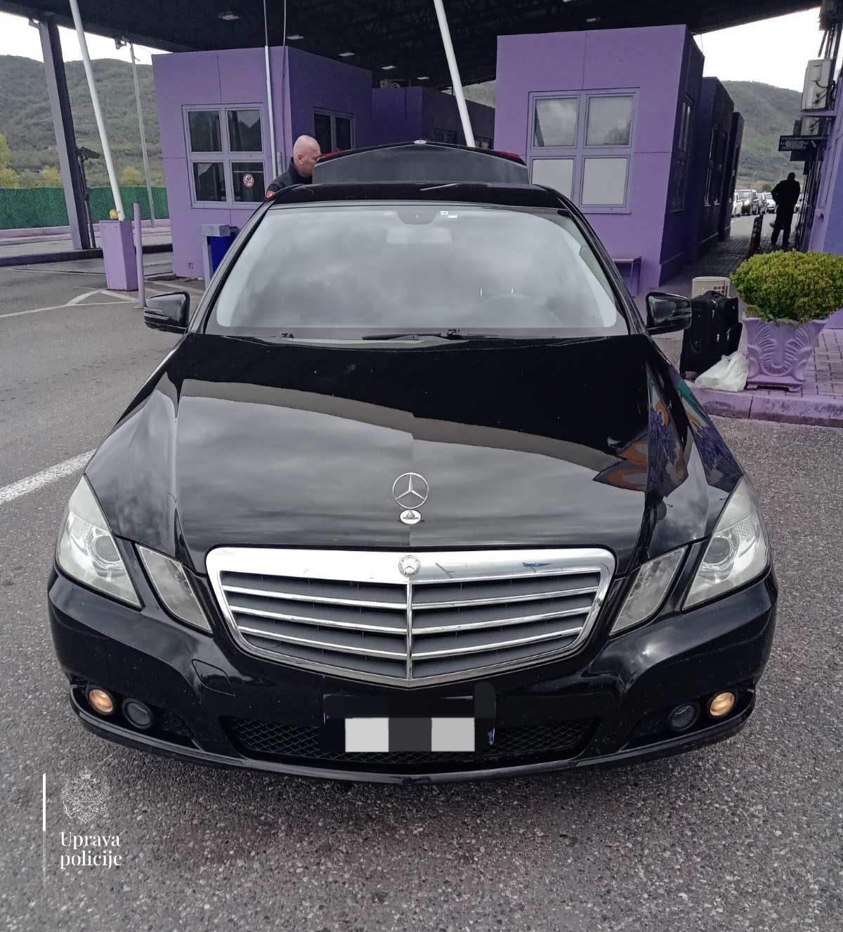  Granična policija danas na GP „Sukobin“ otkrila i oduzela ukradeno vozilo koje potražuje NCB Interpo 