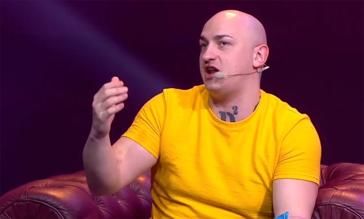  Imao intimne odnose u osnovnoj školi: Desingerica šokirao priznanjem, evo s koliko godina je izgubio 