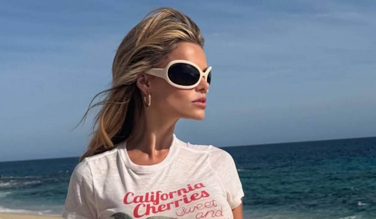   Bila sa Sinerom i Alkarazom, postala Pamela u "Čuvarima plaže", sad maznula i ovog glumca 