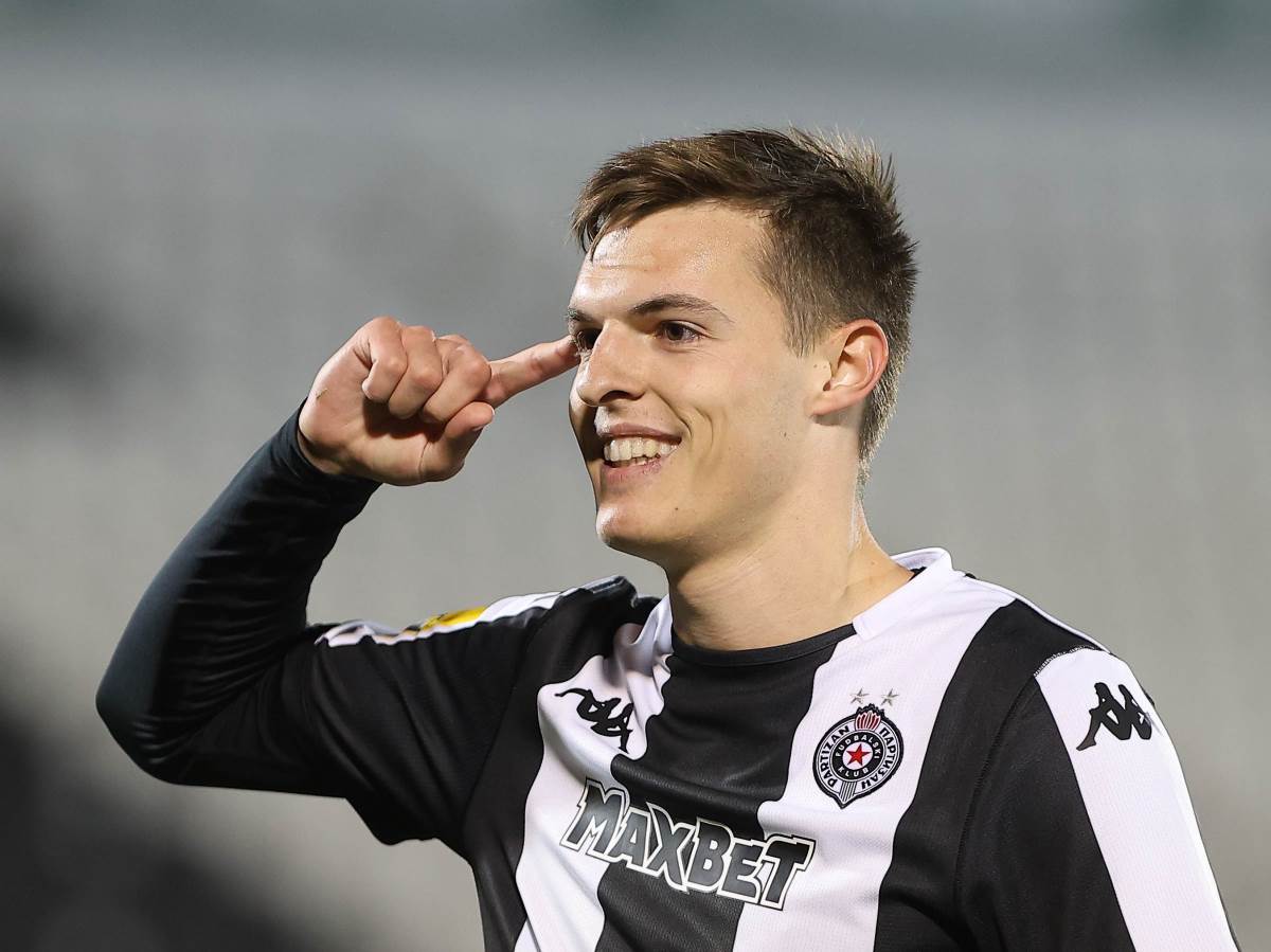  Partizan potvrdio transfer Kostića 