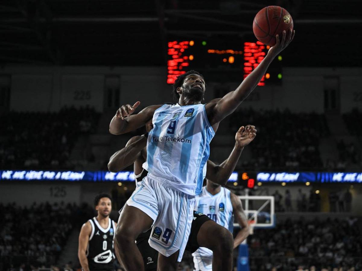  Džejlin Smit promašio za finale Evrokupa: Drama u finišu polufinala 