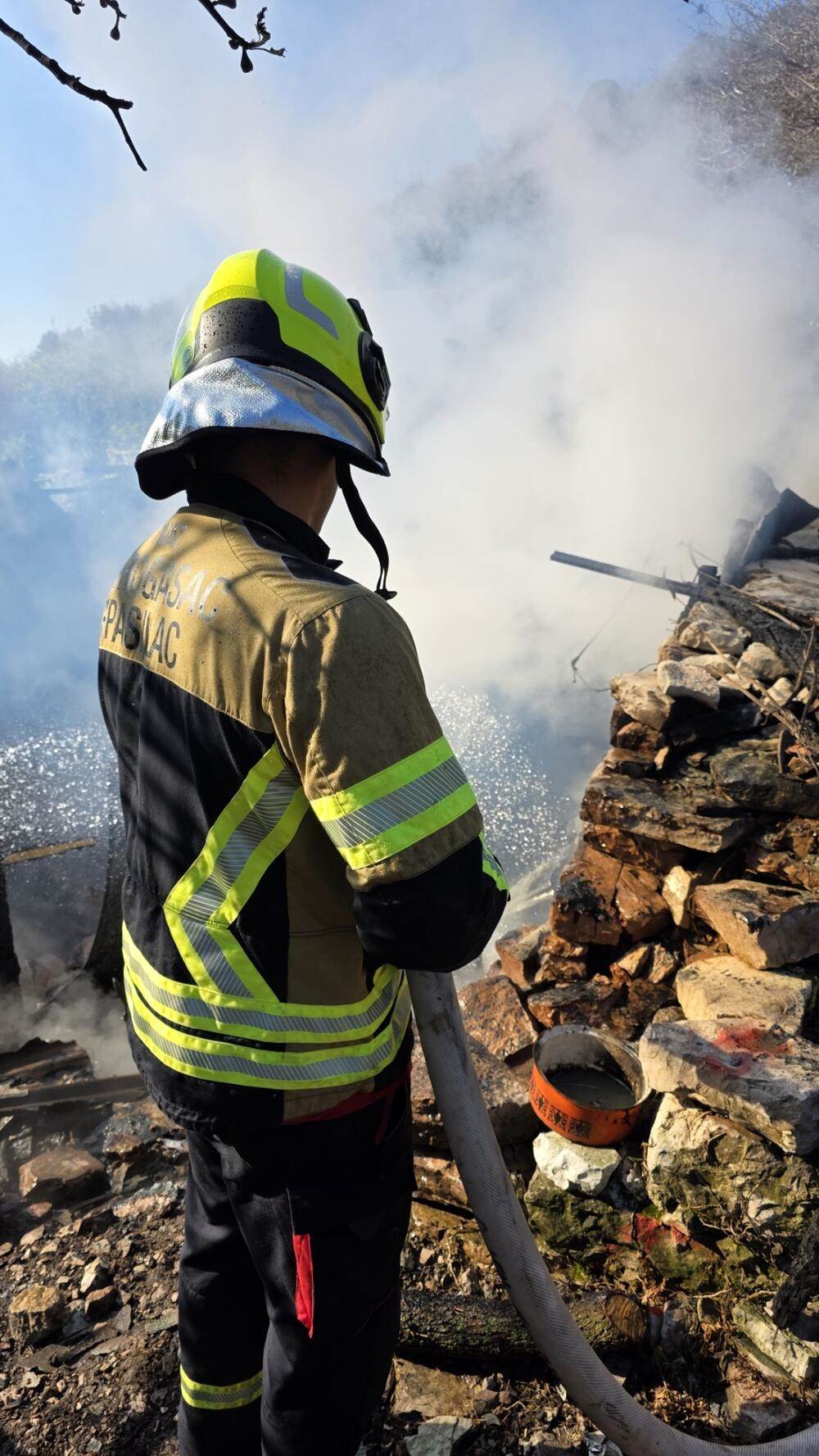  Crna Gora spremnija za požarnu sezonu: dodatni ljudi, oprema i novi avion 