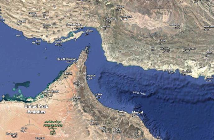  ULAZIMO U NOVU FAZU: Mornarica iranske garde se oglasila o Ormuskom moreuzu 