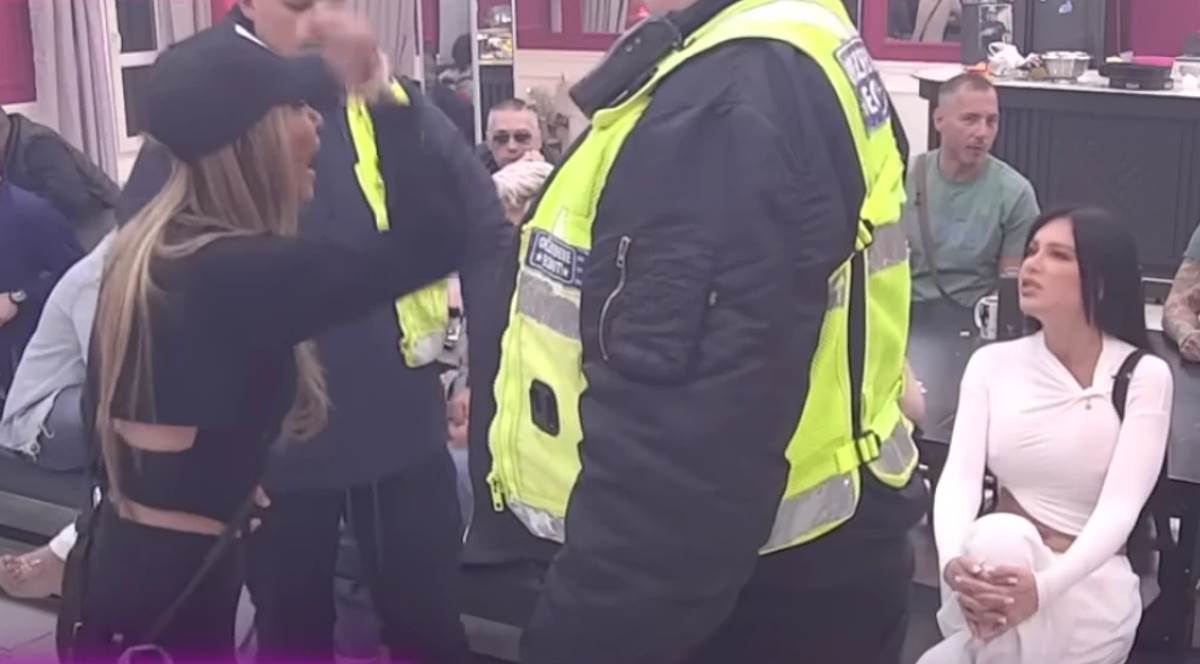  Stanija i Aneli u žestokom okršaju 