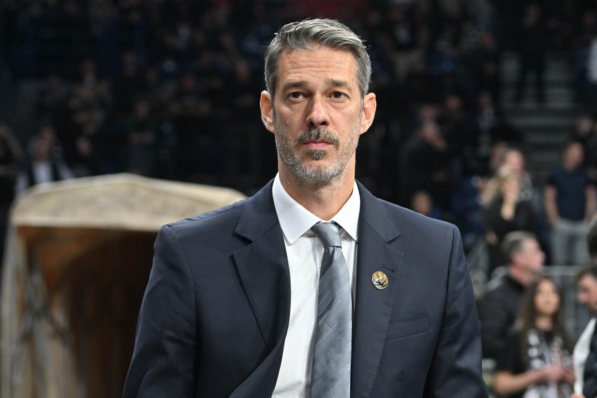  Zna se ko će na klupu Dubaija 