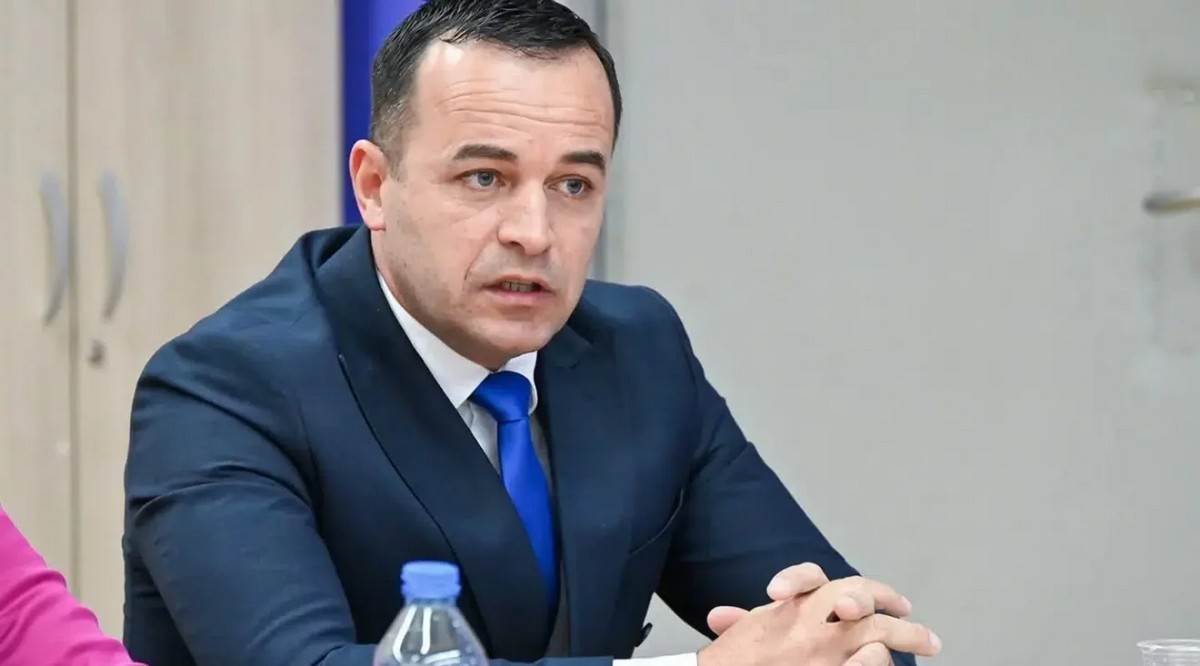  Dragan Mijušković novi direktor Gimnazije „Stojan Cerović“ u Nikšiću 