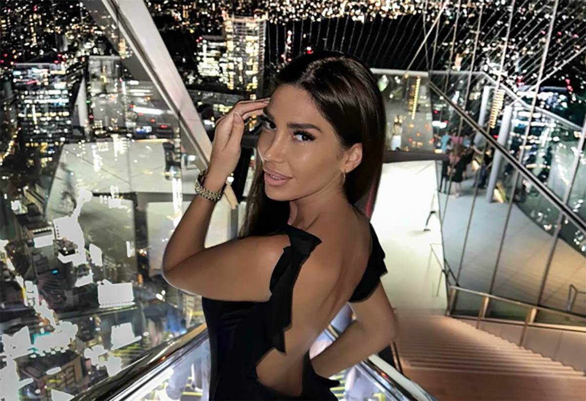  Fatalna brineta 3 puta ostavljala pjevača, on sve promijenio zbog nje: Sada pokazala kako uživa u su 