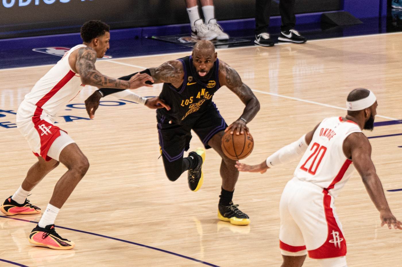  Lebron Džejms može bez Dončića i Rivsa: Naučiće čak i Bronija da pobjeđuje u plej-ofu 