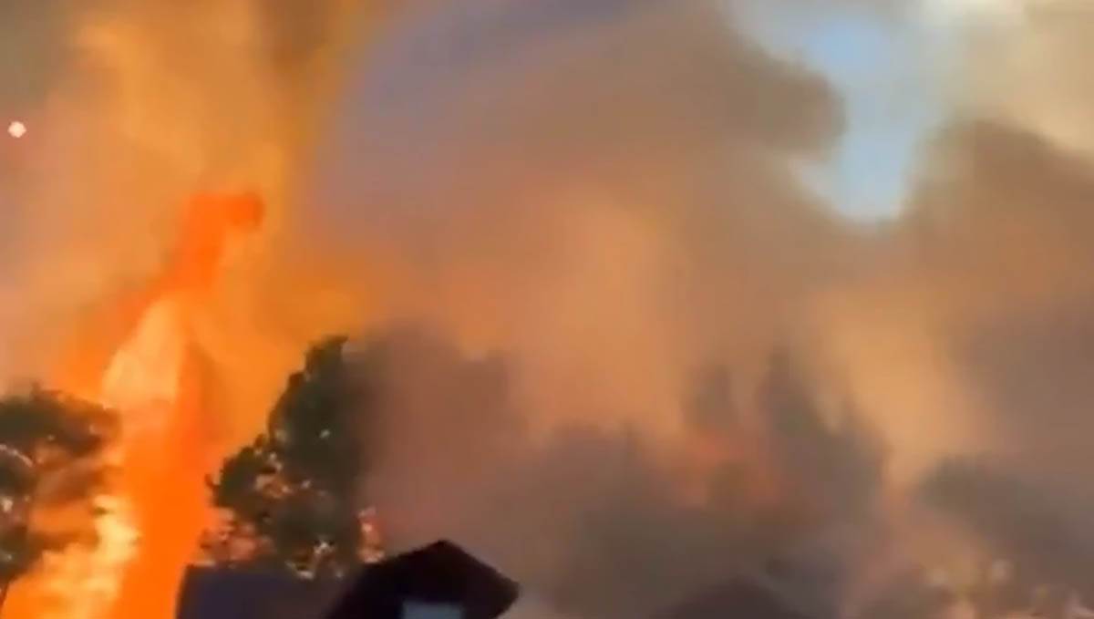  (Video) "Požar ne može da se zaustavi!" Vatrena stihija guta sve, proglašeno vanredno stanje, prizor 