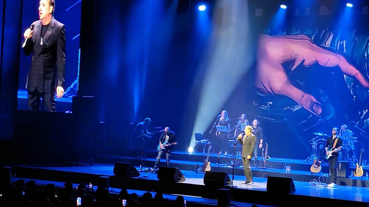  Hari Mata Hari napunio i 3. Sava Centar, dvorana pjeva u glas sa njima 