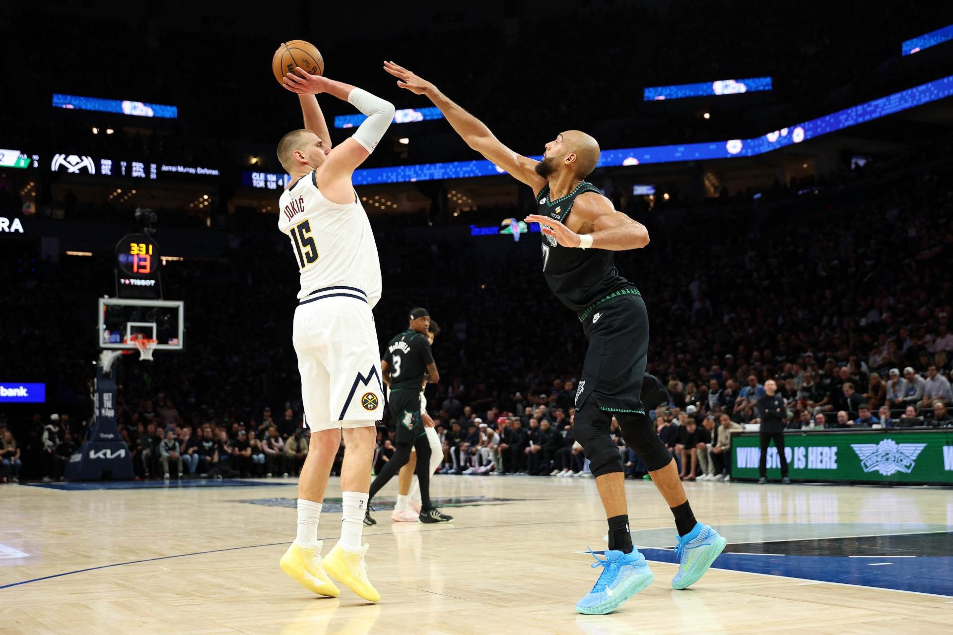  Nikola Jokić tripl-dablom sačuvao Denver u životu: Kad je bilo najteže razbio je Minesotu i Gobera 