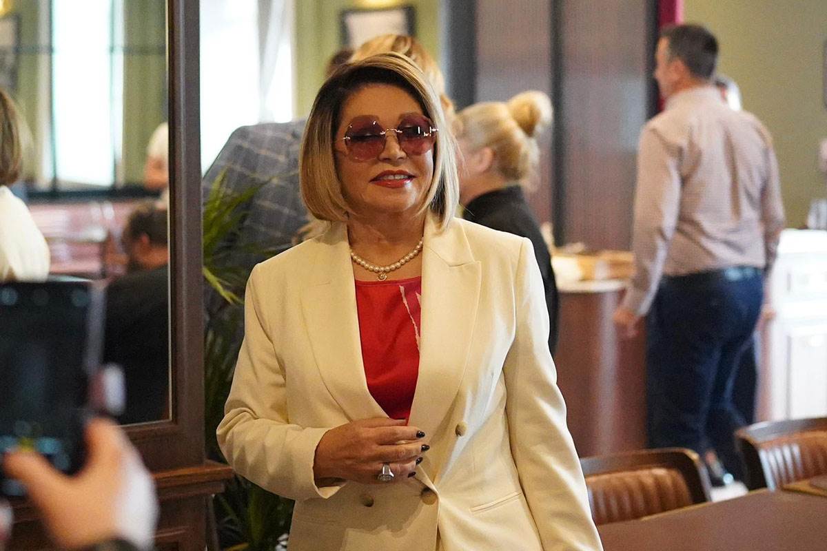  Neda Ukraden o karijeri i novcu, pa spomenula ove koleginice 