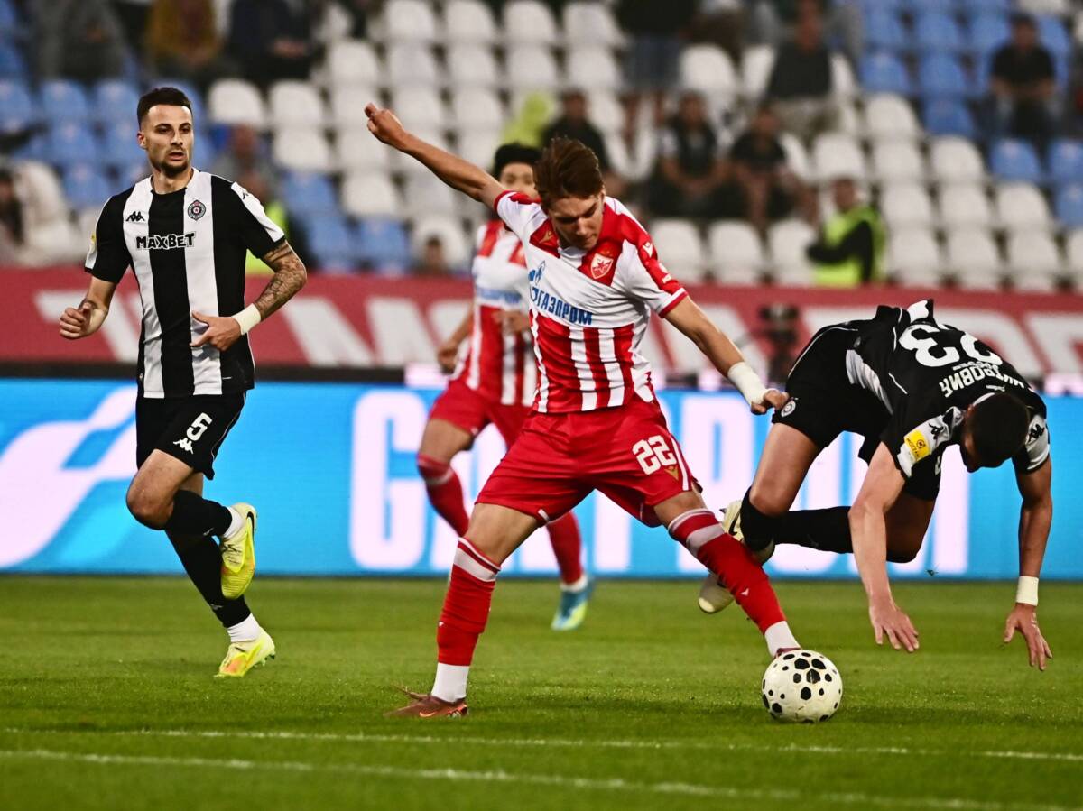  Sada svi znaju da Arsenal želi da dovede Vasilija Kostova u svoje redove 